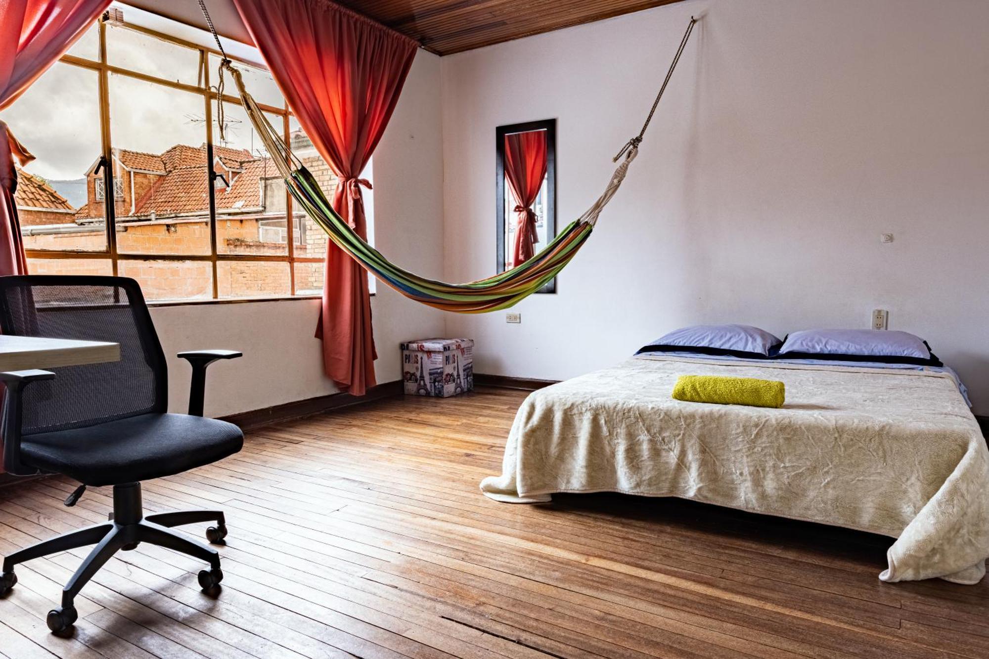 Casa En Bogota Ubicada En Zona Central ภายนอก รูปภาพ